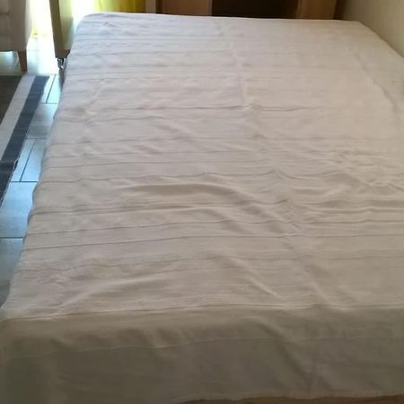 Toll Apartment Mit Privatem Eingang Free Parking Slbst Check-In Netflix 30 Zone Ruhig Duisburg Eksteriør bilde